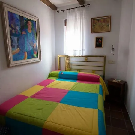 Шале Casa Rural El Pinta Ii Ла-Алиседа-де-Тормес